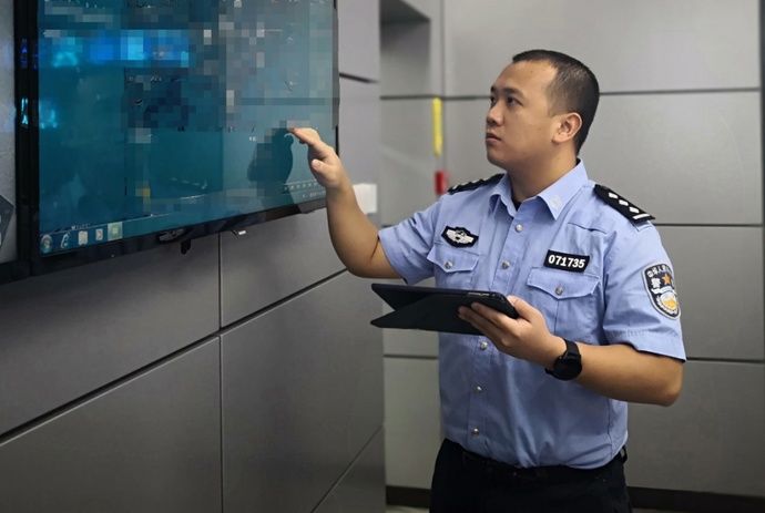 心人|每日警星|邵嘉鹏：做群众的暖心人