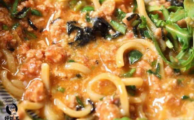 进去|纽约第一家日式油泼面+宝藏小酒馆新张!进去的居然都被上了一课?