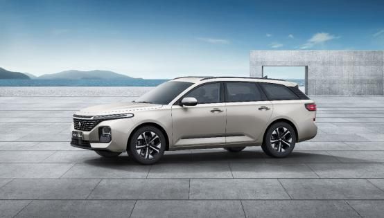  纠结|自驾游还纠结买SUV和MPV？首款智美旅行车将上市，或7w就能拿下