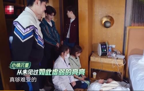  画面|贾乃亮录节目出现严重高原反应，倒地吸氧画面曝光