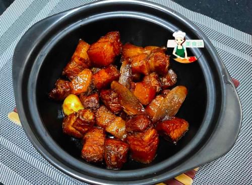 味道|秋季进补,吃牛羊肉不如吃它,炖一锅红亮鲜香,比牛肉便宜又营养