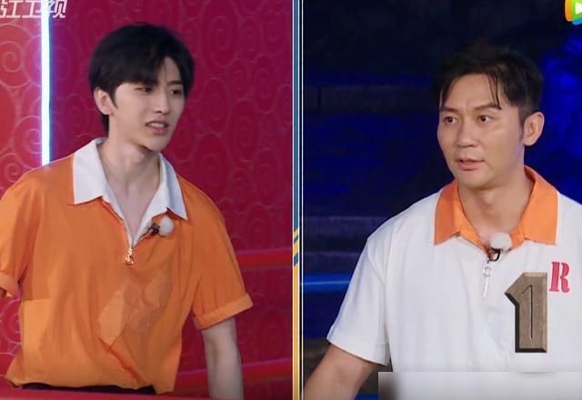  名牌|单薄蔡徐坤PK李晨撕名牌，KO只需3秒钟！