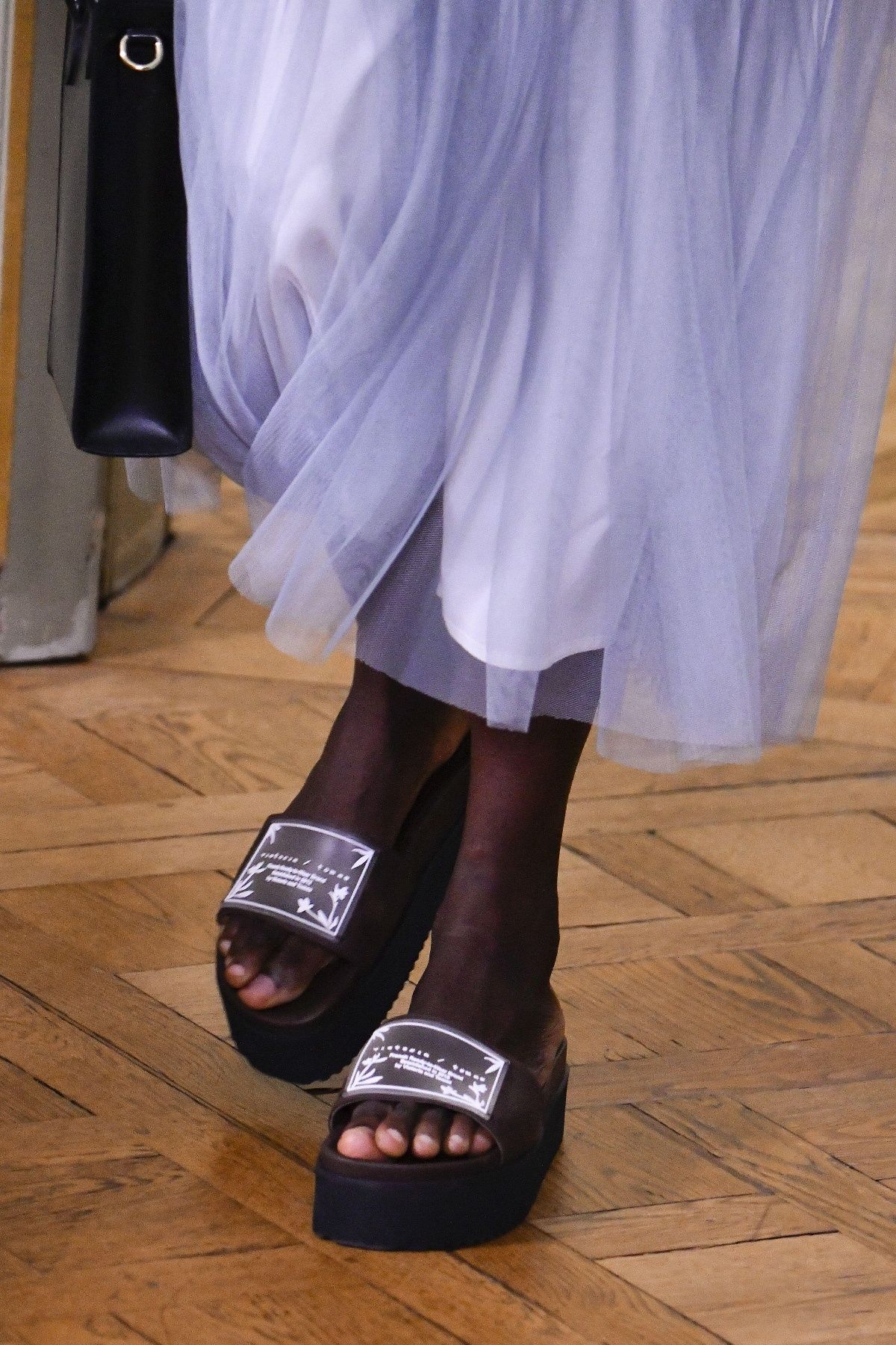 时装秀|巴黎时装周——Victoria Tomas品牌时装秀