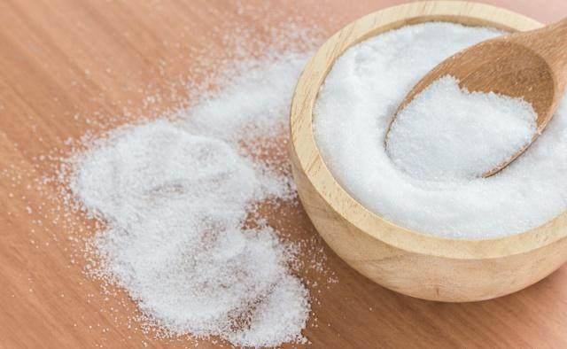  盐分|食盐有利于身体健康？如果盐分摄入过多，可能会引起这4种疾病！