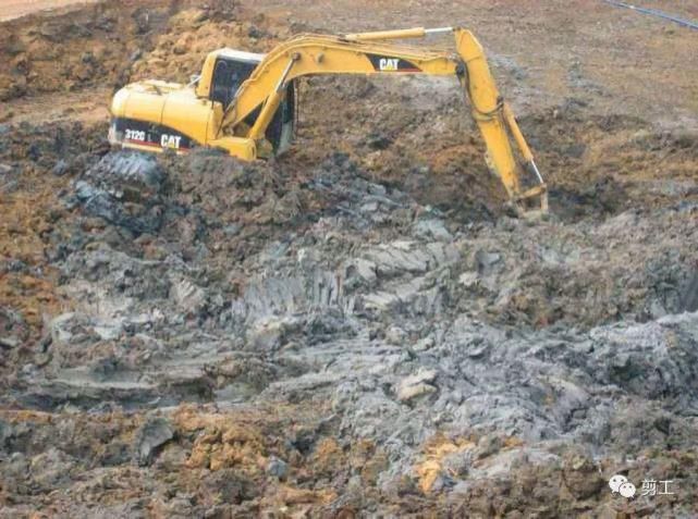  老司机|当着老板的面侧翻！丢人丢大发了！