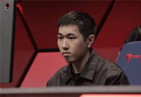  辛德拉|全员版本之子！红莲强推云顶S3上分实战有效阵容，网友直呼快删掉