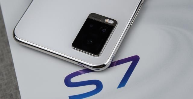  神器|为什么vivo S7能成为网红小姐姐的涨粉神器