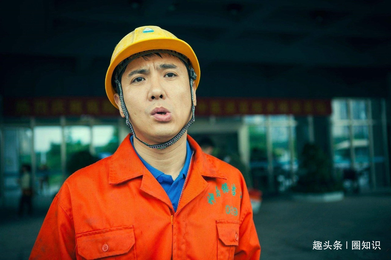  沈腾和贾玲|《笑起来真好看》开播就扑街，沈腾也难救，失去何炅的谢娜能行吗