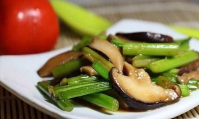  翻炒均匀|简单的美食，吃出快乐，吃出幸福！