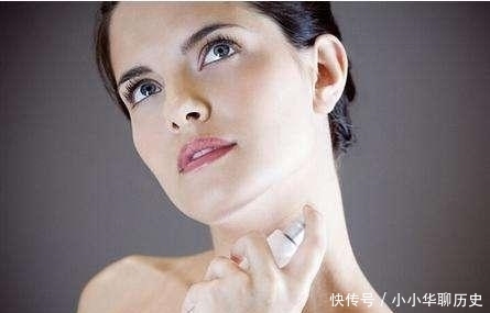 难闻|女人喷香水时，尽量少犯3个“错误”，不然味道易散，还难闻