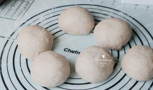  好吃|早餐就爱它，比鸡蛋灌饼还更好吃，每次做一盘，全家人爱吃