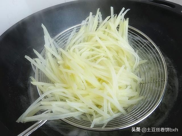  精神|天热，这菜要常吃，2元做一盘，不炒不炖最抢手，平衡体质精神好