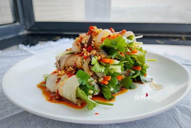 黄瓜|蒜泥白肉这样做，肥而不腻，满口留香，一次2斤不够吃