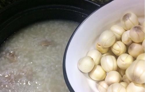  清心|夏天，常给孩子喝这粥，清心降火又补钙，每次都喝光2大碗