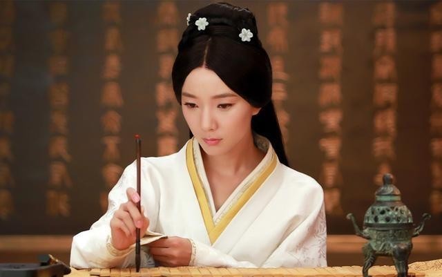 废弃|汉武帝有多腹黑,两任皇后接连废弃,“金屋藏娇”是个笑话