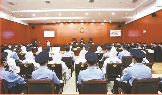 敲诈勒索|一恶势力犯罪集团案在黄梅开庭审理