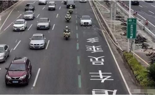 多乘员通道|副驾驶没坐人被扣3分，交警：这是新规定，下次还罚