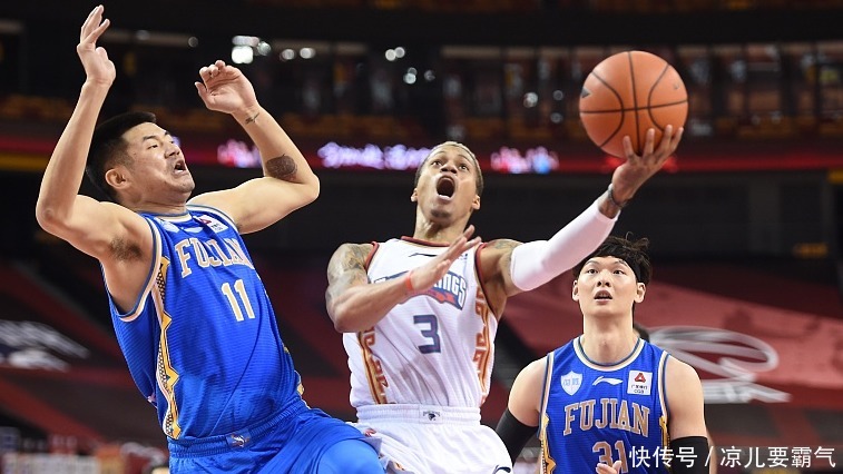  疯狂|CBA脸都丢尽了！超级外援果然不是好用的，美国媒体疯狂吹捧