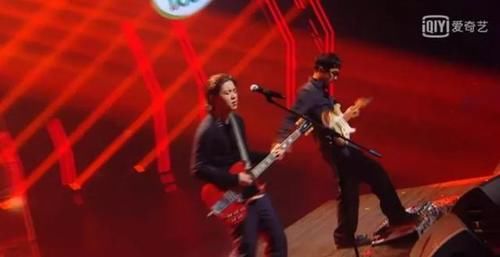  大张伟|五条人被淘汰，挨骂的反而是张亚东，事实证明：还是大张伟有眼光