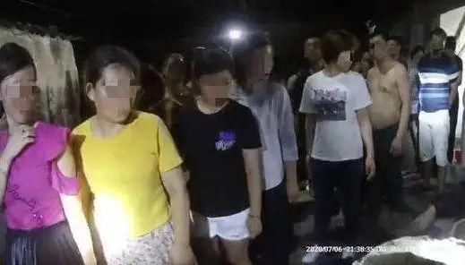  赌窝|无人机排查确认赌窝位置，汕头公安捣毁一赌窝抓获28人