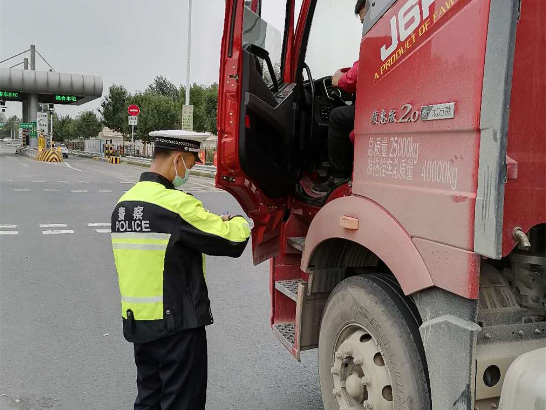 违法行为|聊城高速交警莘县大队开展重点违法行为集中整治行动