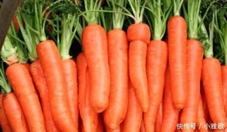  不吃|买胡萝卜时，遇到这“3种”请选择避开，商贩自己都不吃，你还买