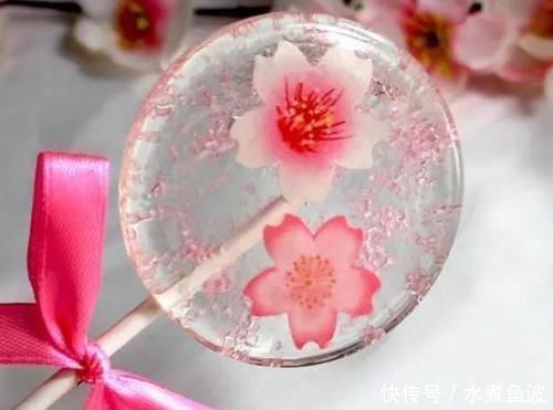 尴尬|让小男生“尴尬”的4种糖果,尤其是图四,看了就不自觉“脸红”