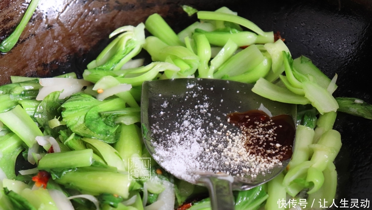 干燥秋季|秋季这菜正当季,3块钱一斤,口感脆嫩营养足,下锅一分钟就上桌