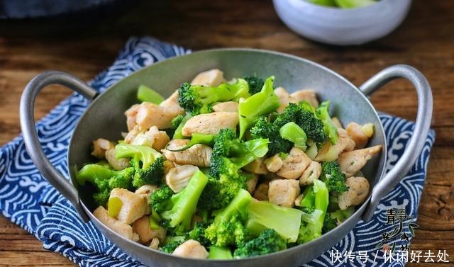 好吃|原来西兰花这样炒,可以这么好吃,你快试试看