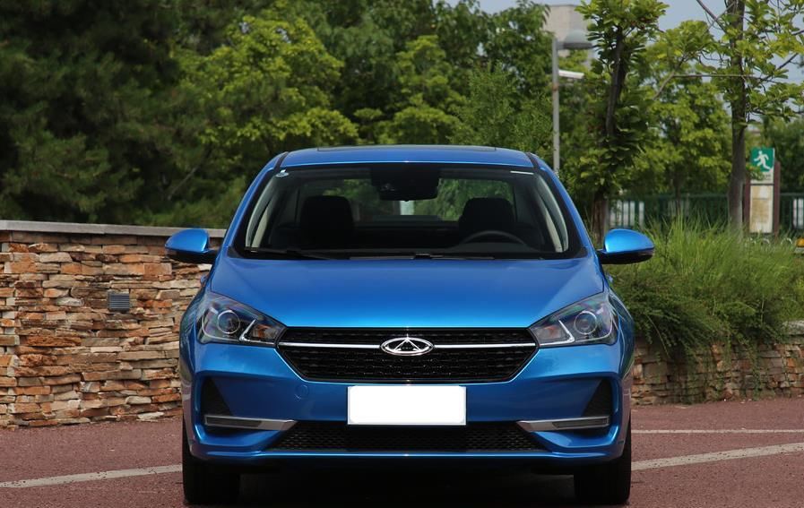  雪佛兰|都是8万，艾瑞泽5和雪佛兰科沃兹如何选？对比后能否看出差别？