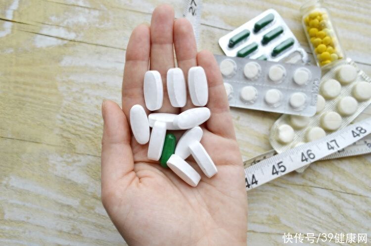 头孢配酒，说走就走！除了头孢，还有4种药吃完也不能喝酒2023