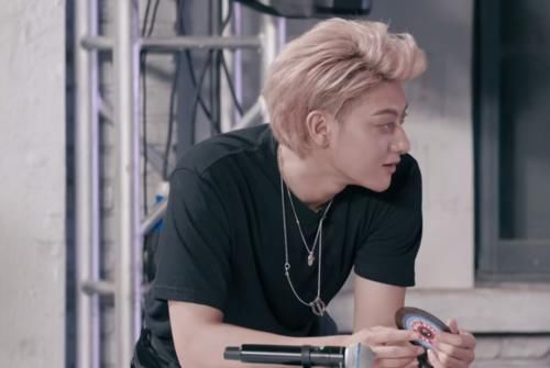  疯狂|《说唱新世代》黄子韬被疯狂“打脸”，他可能不知道姜云升会算命