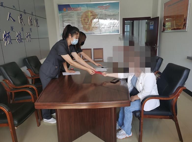 纠纷|家事审判法官双语调解 成功化解离婚纠纷