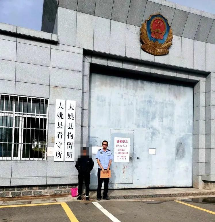  被盗|大写的尴尬！大姚一女子赶集手机被盗，万万没想到嫌疑人竟然是…