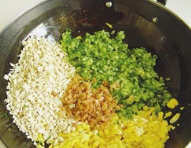  黄瓜|夏天这菜正当季，用它包饺子，爽口多汁，解暑又清火，现在吃正好