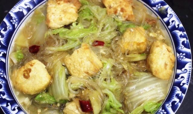 炖肉的时|做菜时,先放盐还是后放盐?大厨告诉您,做啥菜都好吃