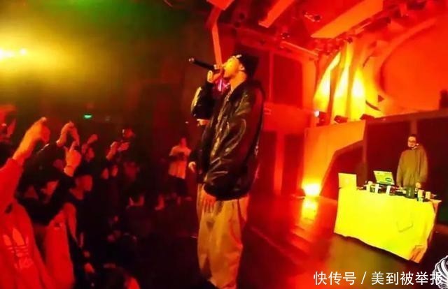 居然|和阴三儿同时代的北京说唱团队,居然被摩登天空签约了?