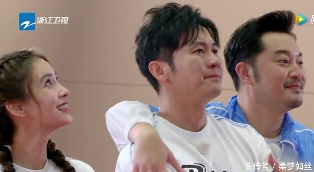 baby|《奔跑吧》迎来第100期,郑恺李晨泪流满面,baby反应让人心疼