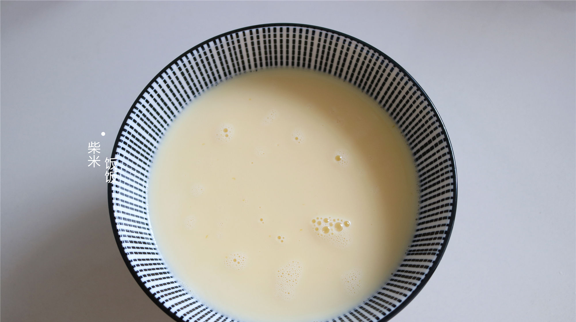  蛋挞液|1盒牛奶，2个鸡蛋，做款小点心，外皮酥脆里面爆汁，孩子抢着吃