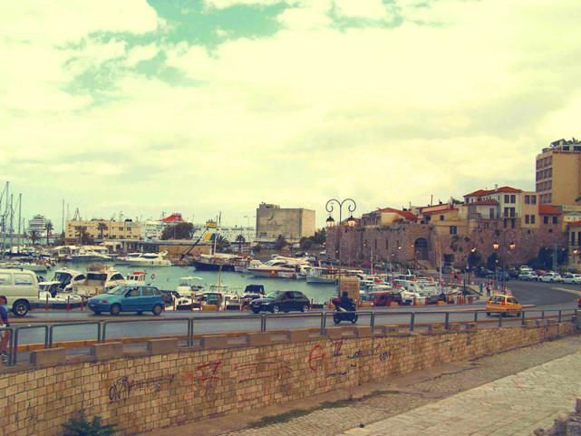  手中|伊拉克在萨达姆手中发展达到顶峰，美国攻打后，地区强国没落