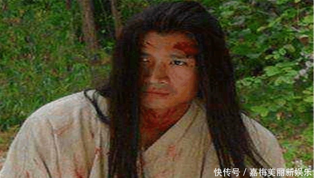  宴请|皇帝宴请大臣却不备碗筷, 大臣吃完后转身离开, 皇帝: 此人危险, 留不得!