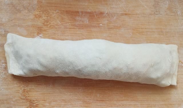  咬一口|北方人最拿手的面食，这做法薄皮大馅，咬一口劲道鲜香，总吃不腻