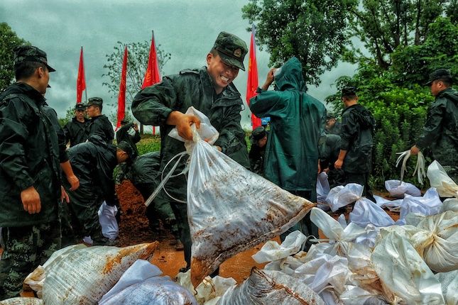 郎溪|多图直击：向险而行，武警上海总队执勤第六支队奋战郎溪抗洪一线，守护十万百姓