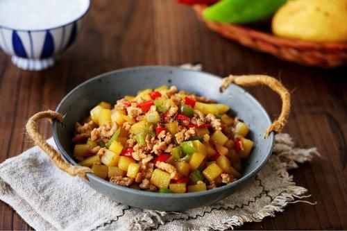 碰到|立秋后碰到此菜我从不还价!维C是苹果的10倍,常吃润肠瘦身解馋