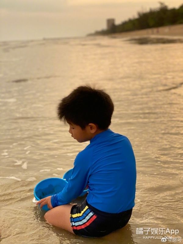  小鱼儿还|还记得《爸爸去哪儿》的小鱼儿吗？他现在长这样