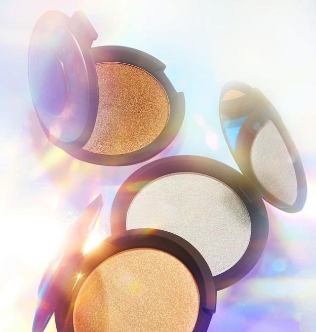  高光|Becca出了款透明粉底，究竟是什么天仙才会用？