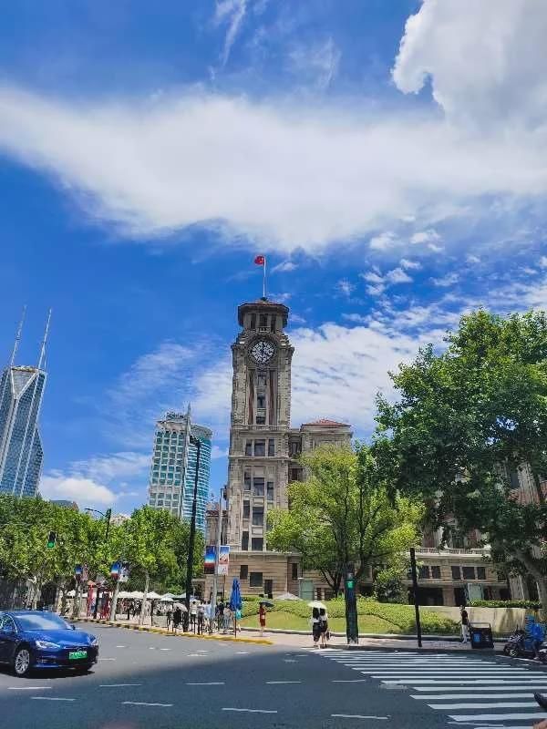 份魔|【探索】今日份魔都的蓝天白云,你心动了吗?