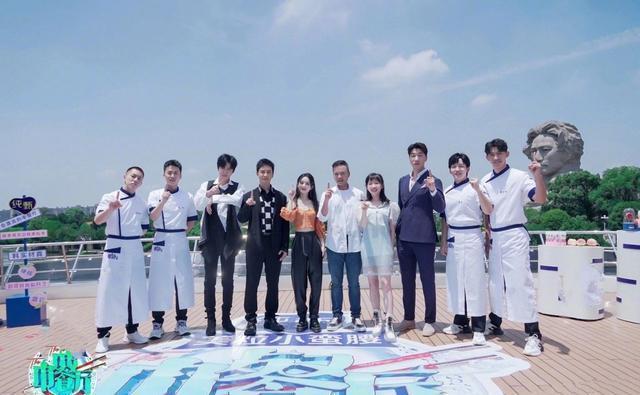  招黑|《中餐厅4》：黄晓明成功洗白，林述巍接棒招黑？都是剧本惹的祸