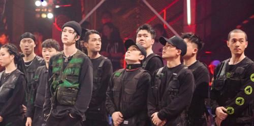  王一博|《街舞》又搞王一博，写错队员名字，多个选手亲自下场纠错太尴尬