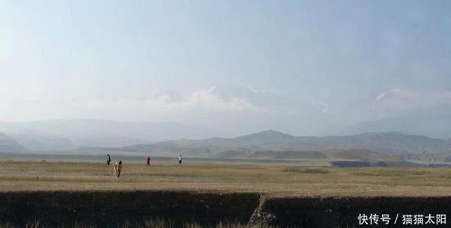 风景|从沙湾大盘鸡到安集海大峡谷,美味和风景共享
